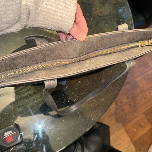 Madison west purse - Picture 10 of 10